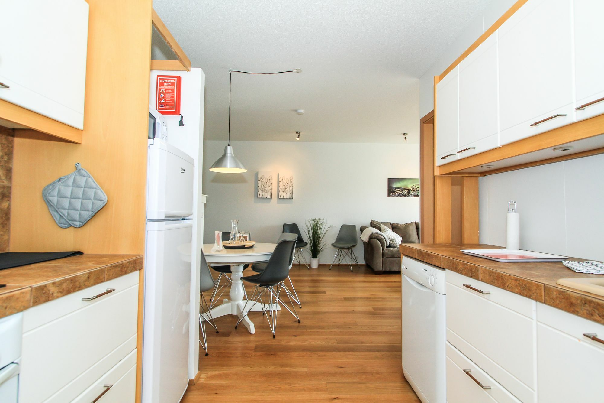 Downtown Charm Reykjavik Apartment ภายนอก รูปภาพ